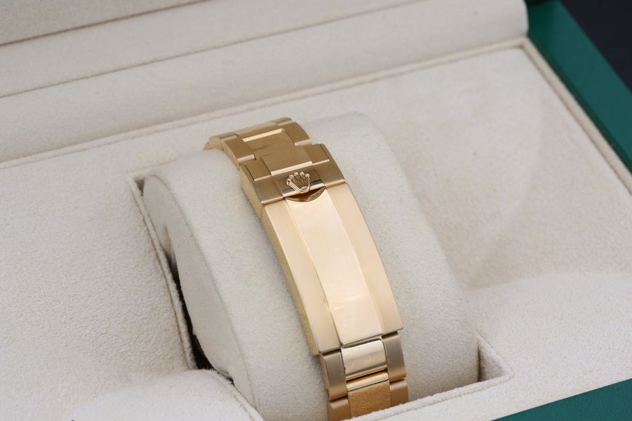 Rolex Submariner 126618 LB